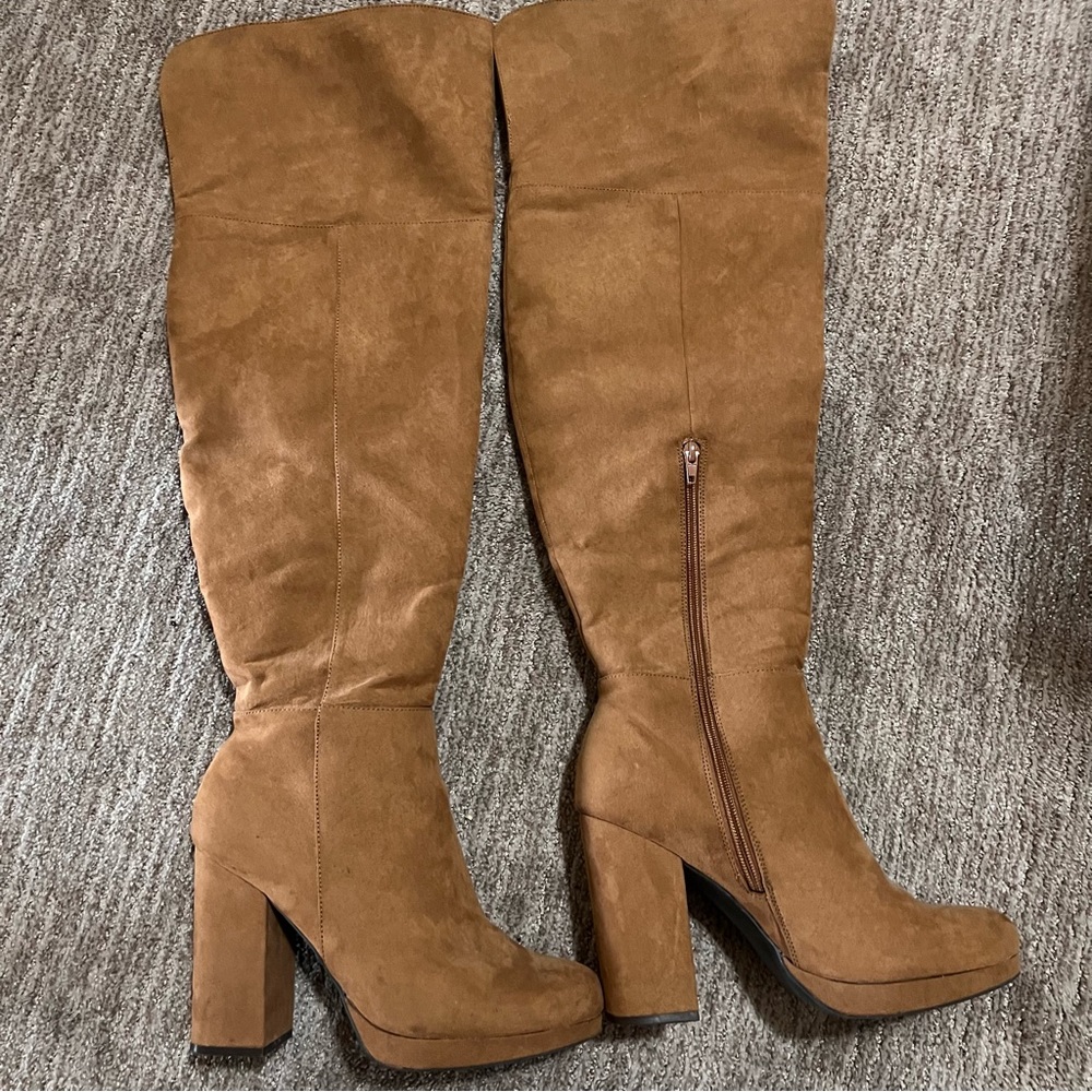 Just Fab thigh high heel boots size 9!